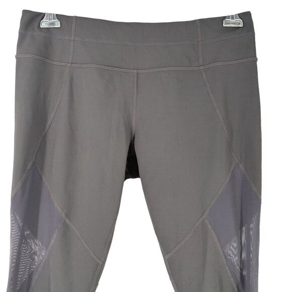Athleta Aura Sonar Capri Leggings Gray Size L Mesh Sheer Panels Mid Rise Pocket - Picture 3 of 7